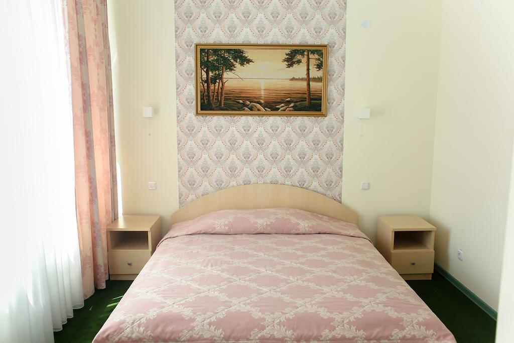 Dneprovskaya Zhemchugina Hotel Zhlobin Ruang foto